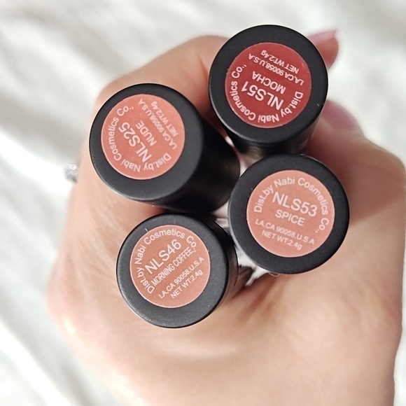 New 4 Lipstick Set Brown - Picture 4 of 4